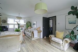 Living Room- click for photo gallery